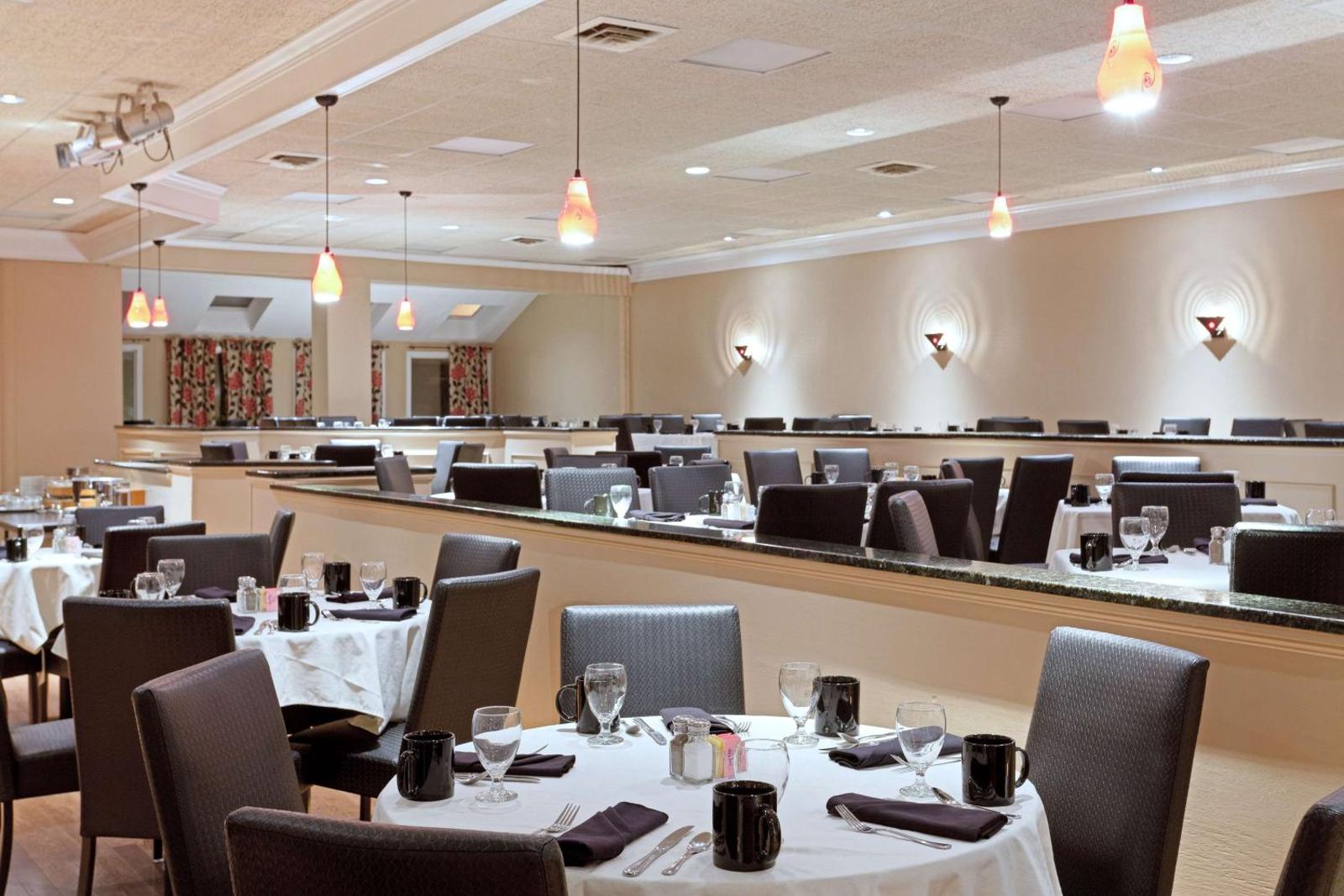 DoubleTree by Hilton Cape Cod - Hyannis