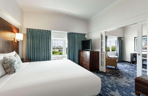DoubleTree by Hilton Cape Cod - Hyannis image 41